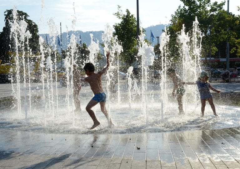 Wasserspringkler für Kinder Der große Wasserspaß im